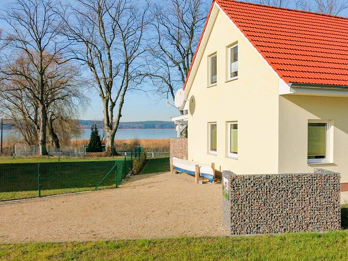 Ferienhaus für 6 Personen, mit Terrasse und Garten in Naturpark Nossentiner/Schwinzer Heide