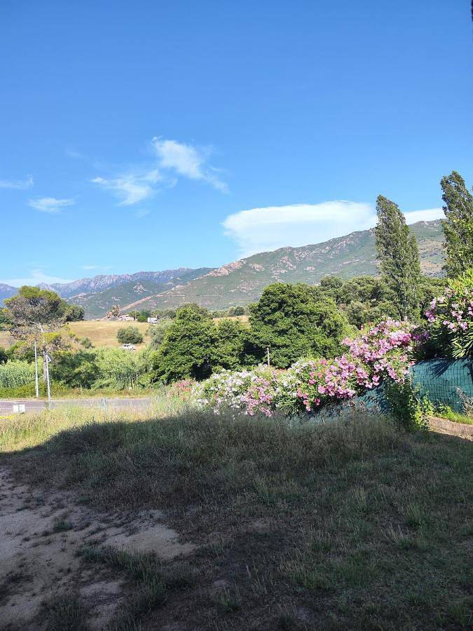 Appartement de vacances pour 3 personnes, avec jardin et vue
