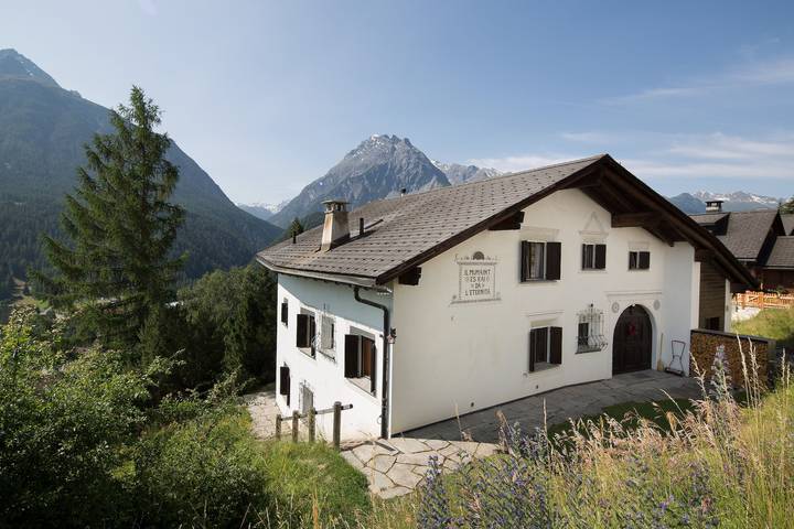 Ferienhaus für 12 Personen, mit Garten und Balkon in Unterengadin