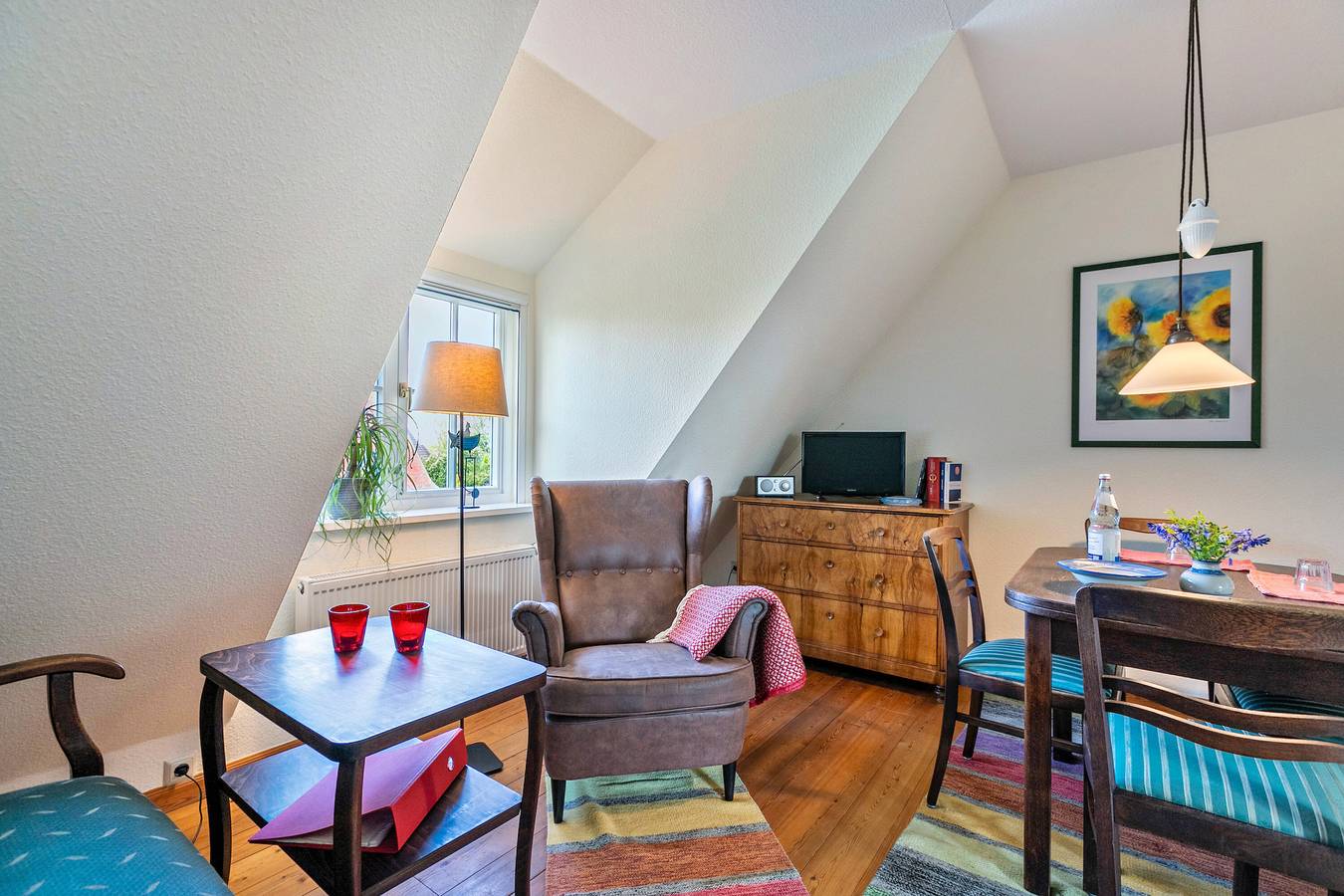 Entire apartment, Apartment 'Sonnenzimmer' with Shared Garden and Wi-Fi in Norddeich (Schleswig-Holstein), Wesselburen und Umgebung Region