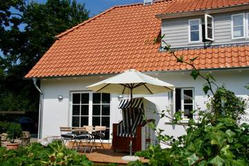 Ferienhaus für 4 Personen, mit Sauna und Garten in Dassow