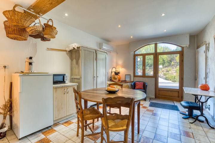 Chambre d’hôte pour 5 personnes, avec jardin et balcon dans Occitanie - 4