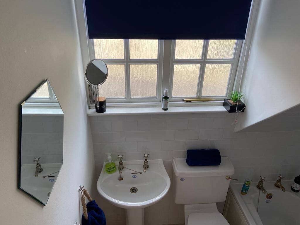 Cosy Cottage on Secluded Private Estate in Firth Of Clyde