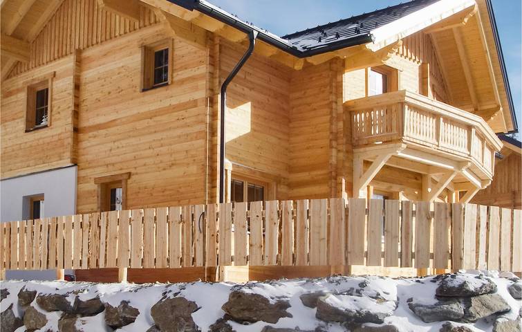 Gemütliche 180 m² große Wohnung mit Sauna in der Nähe von Skilift und Pisten in Rottenmanner und Wölzer Tauern, Oberwölz