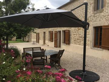Gîte pour 6 personnes, avec jardin, animaux acceptés dans Uncey-le-Franc