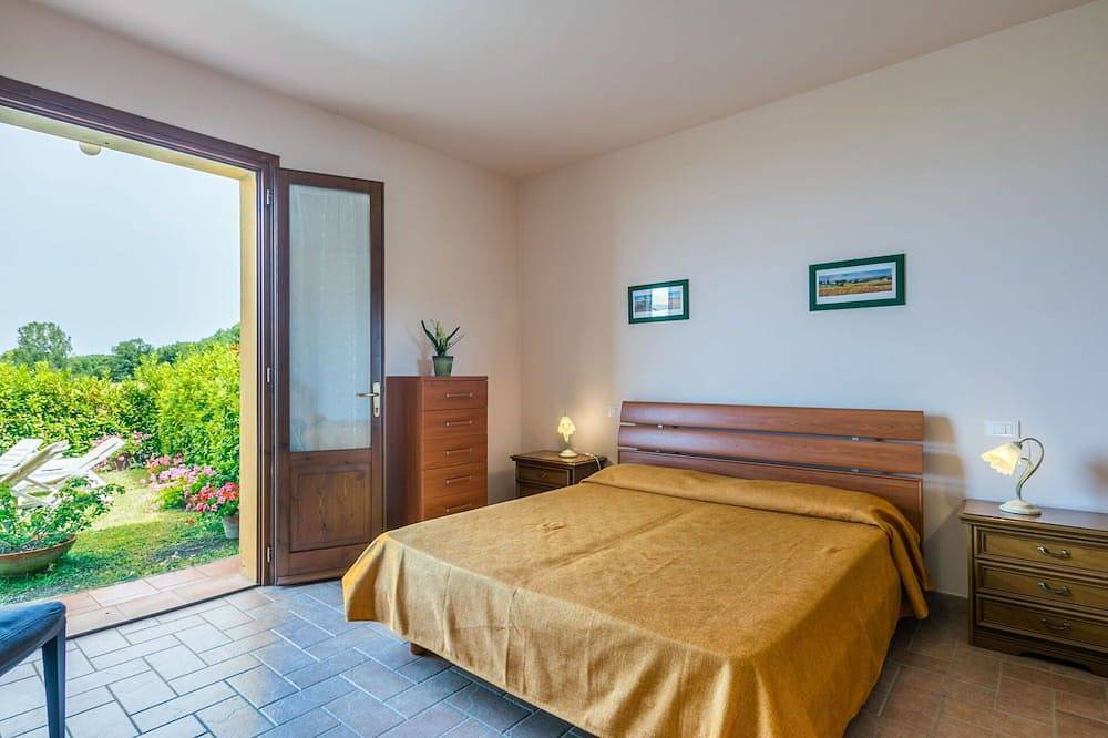 Ganze Wohnung, Gemütliche Wohnung mit Pool,  W-Lan, Klimaanlage, Tv, Innenhof, Haustiere erlaubt und Panoramablick in Castellina Marittima, Etruskische Küste