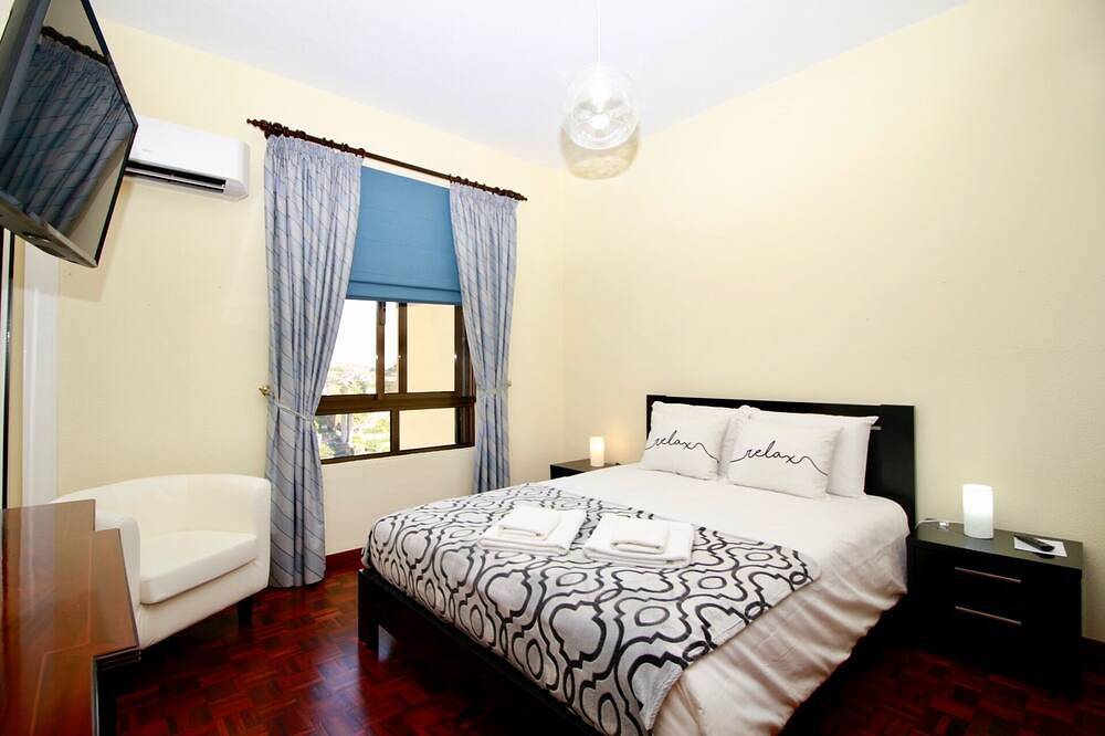 Villen Quinta da Lapa 2. Villa. Beheizter Pool. Wifi in Câmara de Lobos, Madeira