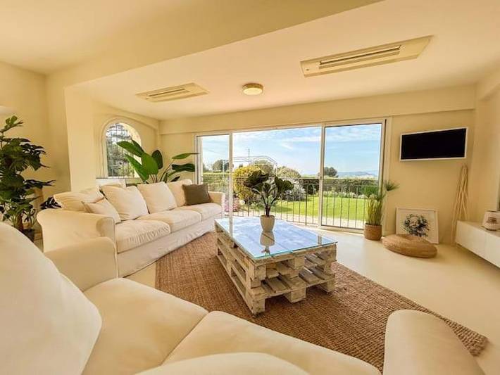 Villa pour 14 personnes, avec piscine ainsi que vue et jardin à Le Beausset - 2