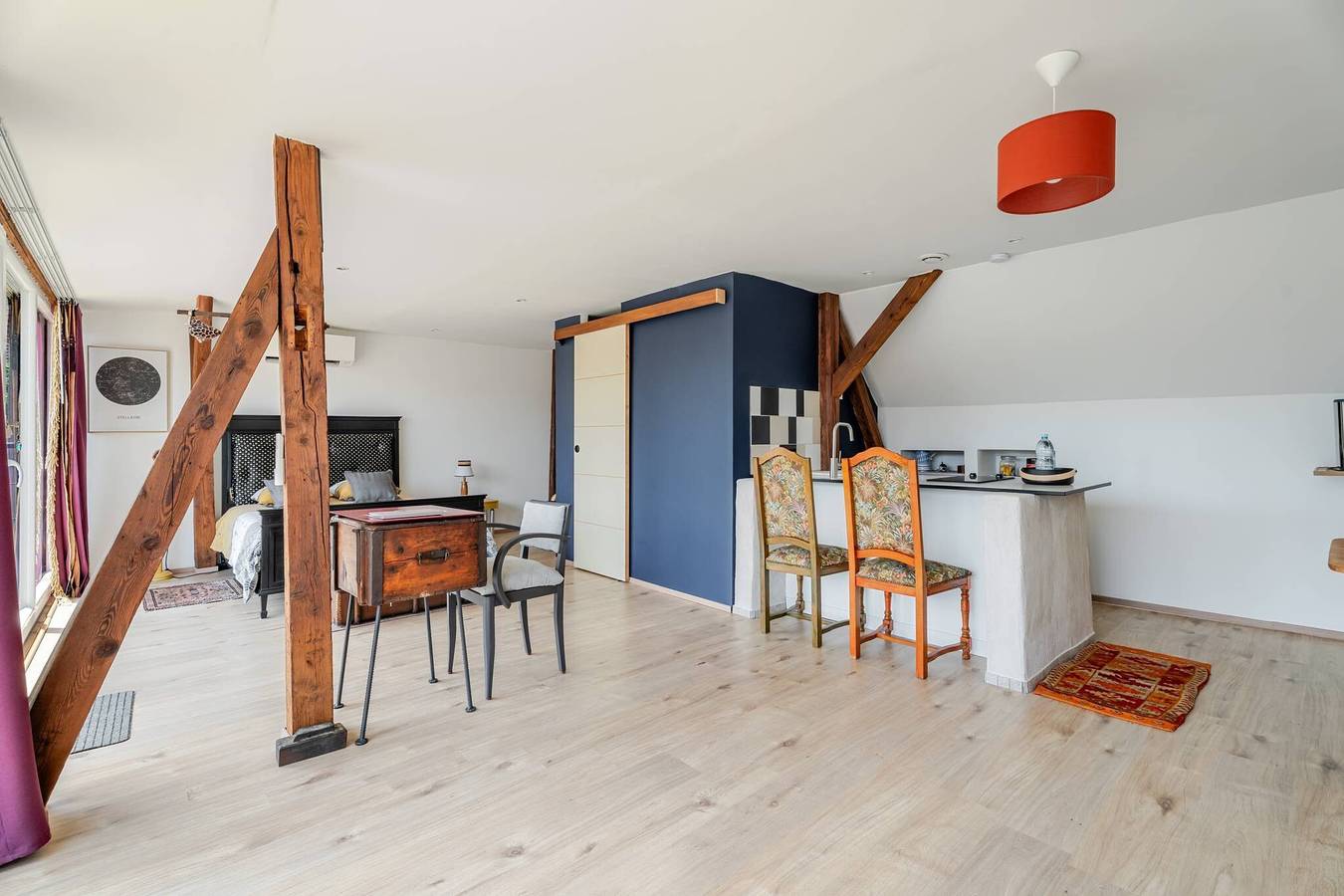 Guest Room “La Passerelle” with Balcony, Wi-Fi, and Air Conditioning in Reichstett, Strasbourg region