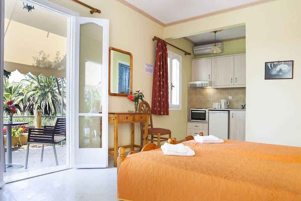 Entire apartment, Tzivras Studio Apartment in Lassi, Argostoli
