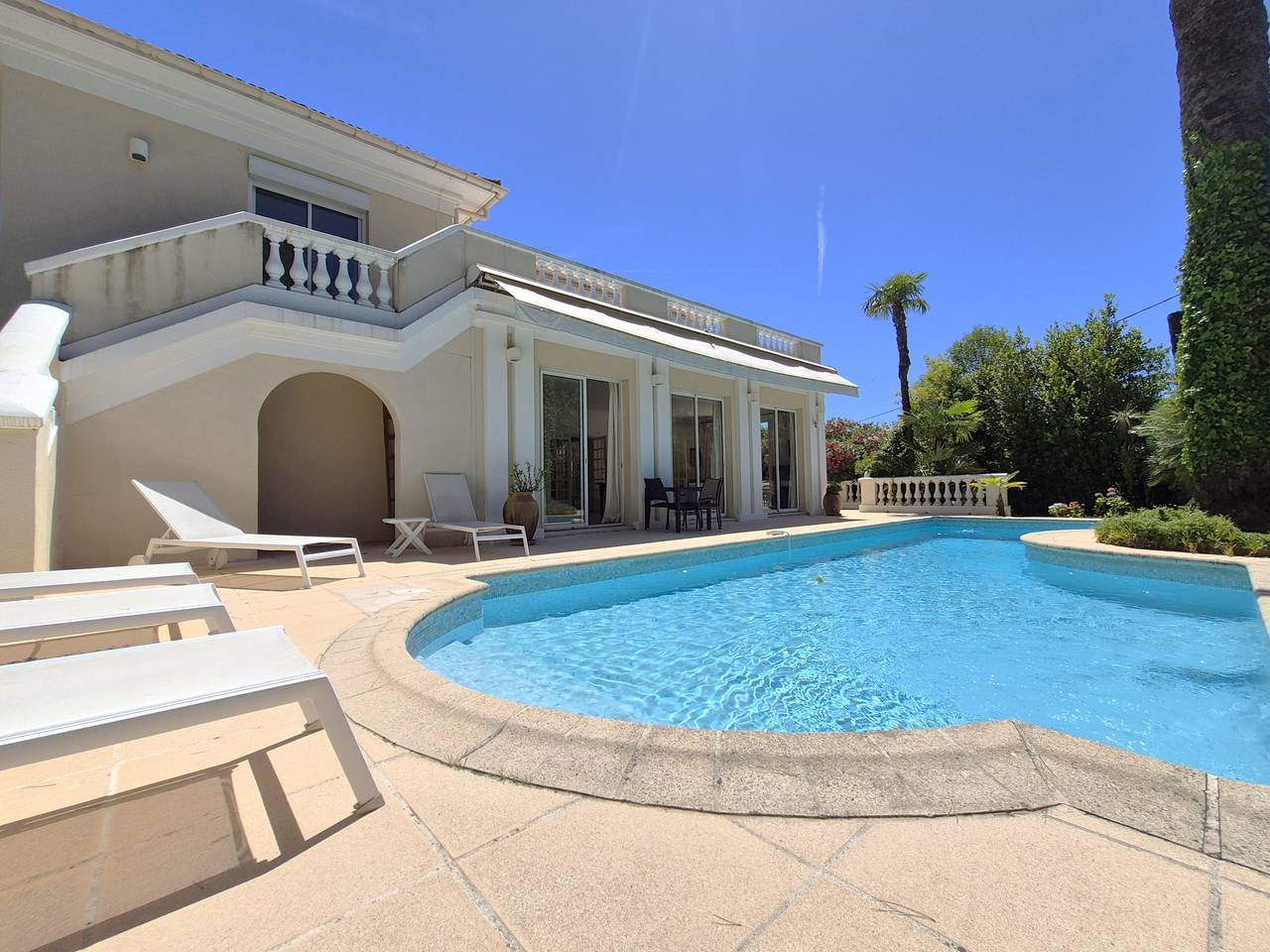 Villa Coppelia in Cannes, Côte méditerranéenne (France)