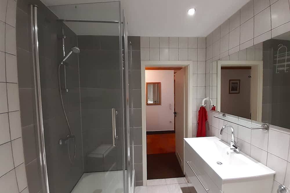Ganze Wohnung, Urlaub pur. Ankommen und wohlfühlen, 2-5 Pers. 80qm, Terrasse, 2 Schlafz. W-lan in Walkenried, Harzvorland