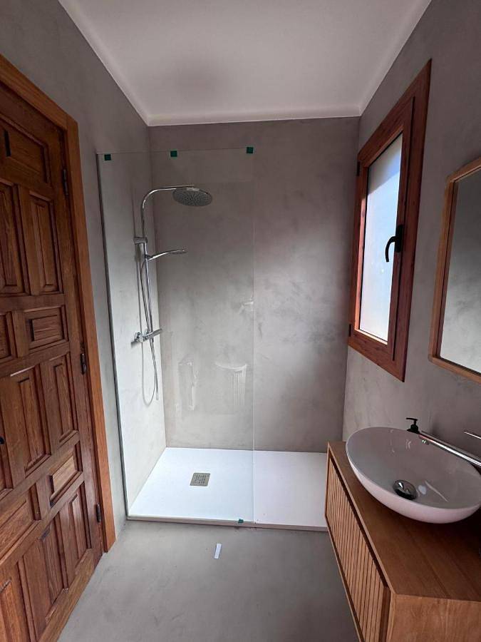 Casa rural para 12 personas, con Balcón y Jacuzzi además de Terraza y Jardín en Parque natural del Montseny - 3