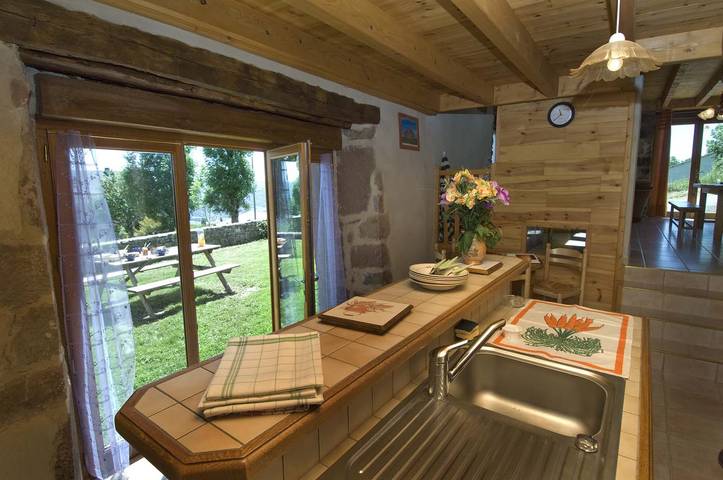 Gîte pour 6 personnes, avec terrasse, animaux acceptés dans Lozère - 4