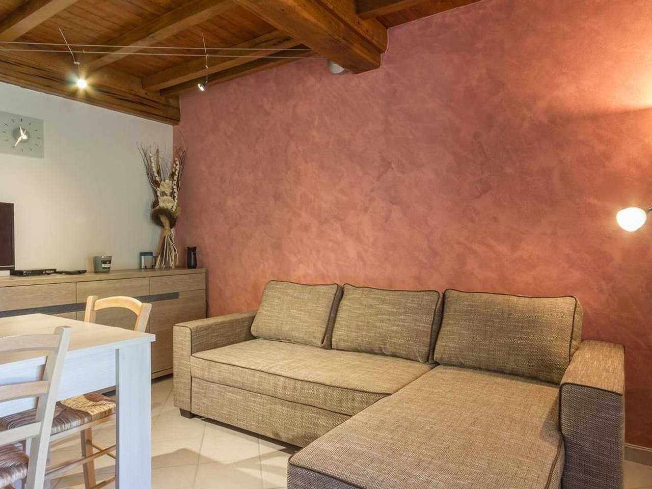 Renoviertes Haus im Morvan, 2 Schlafzimmer, Terrasse und umzäunter Garten in Blanot, Beaune und Umgebung