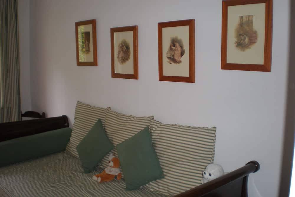 Apartamento entero, Apartamento con piscina, terraza, y cerca de la playa<br>Hutg - 009614 in Tamariu, Costa Brava