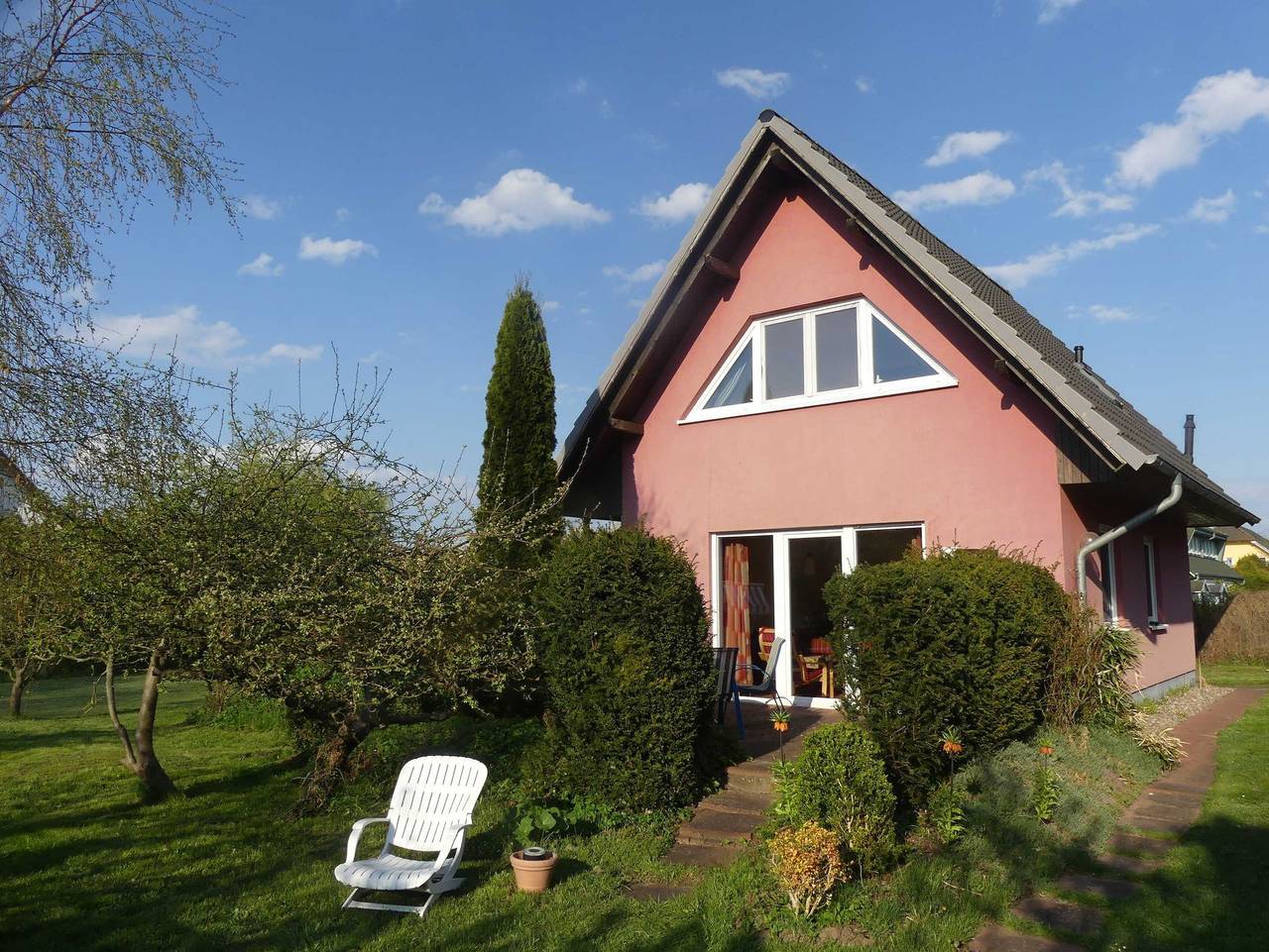 Ferienhaus Schiel mit großzügigem Garten - Ferienhaus in Zempin, Usedomer Norden