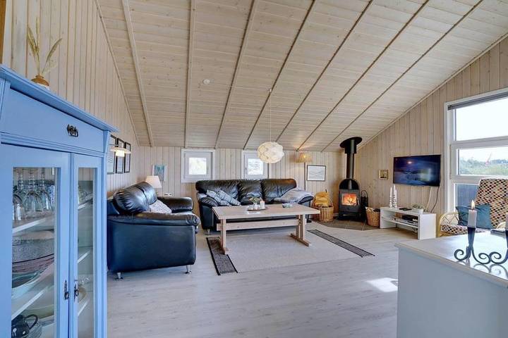 Schönes Ferienhaus auf einem herrlichen Dünengrundstück in Henne, Varde