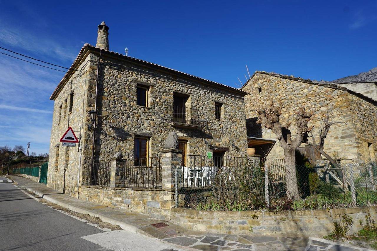 Casa Rural La Escuela in Los Molinos (Huesca), El Pueyo de Araguás