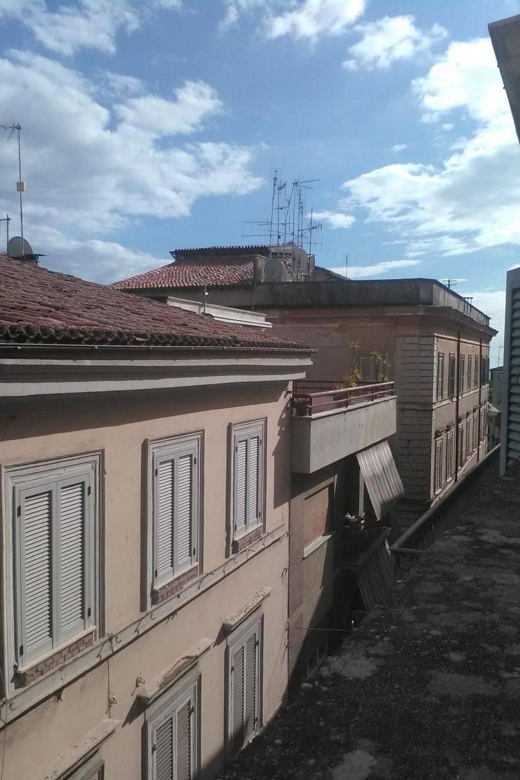Apartamento entero, Nahe Rom mit Terrasse und einem Flügel in Velletri, Castelli Romani