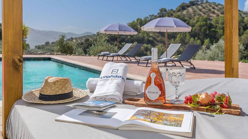 Casa rural para 10 personas, con Balcón/Terraza y Piscina en Montefrío - 2
