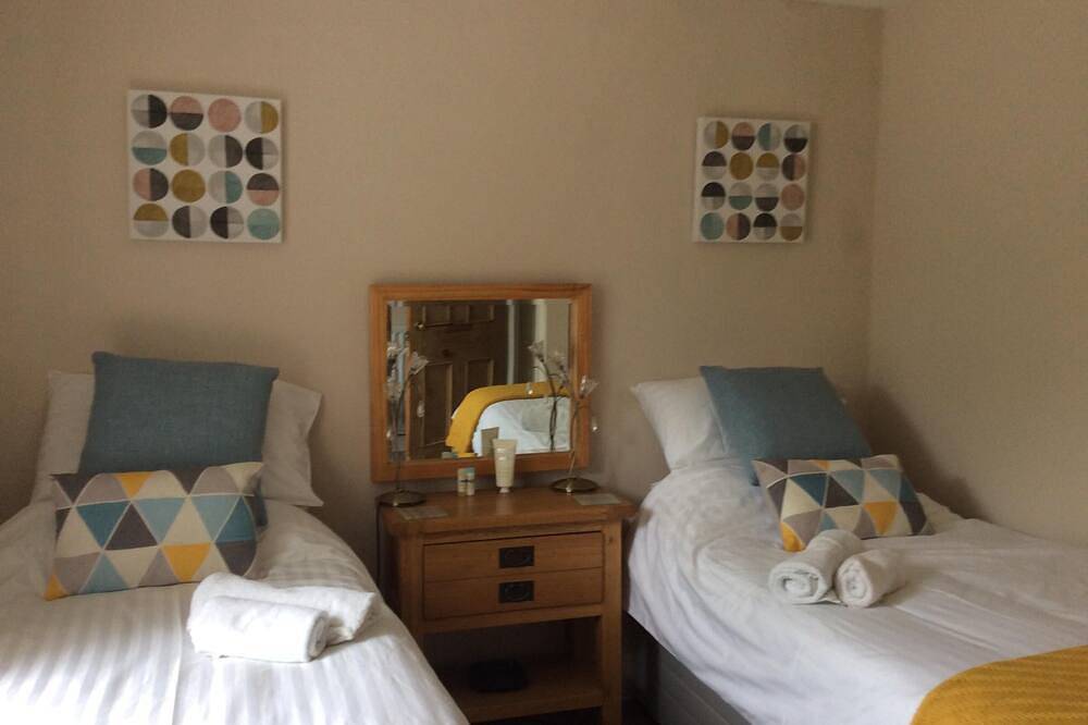 Luxury and Charming  Cottage  nr. Ullswater, parking for 2 cars in the grounds. in Penrith, Lake District