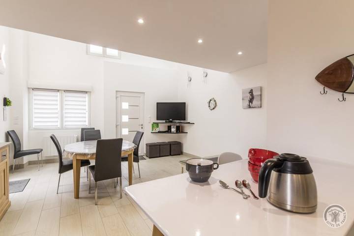 Gîte pour 6 personnes, avec terrasse à Granville - 2