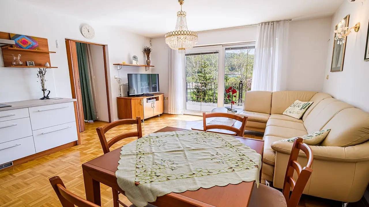 Ganze Ferienwohnung, Ferienwohnung für 3 Personen (80 m²) in Podčetrtek in Untersteiermark