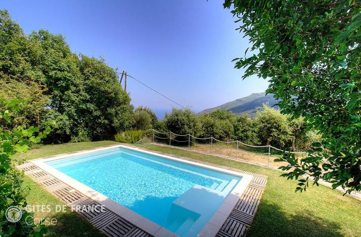 Gîte pour 6 personnes, avec Terrasse et Jardin ainsi que Piscine et Vue à Sisco - 2
