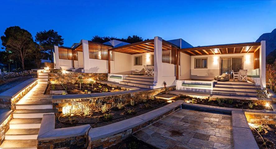 Ferienhaus für 4 Personen, mit Garten und Pool sowie Ausblick - 1