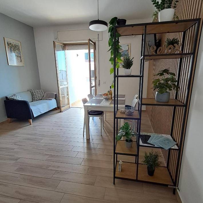 Gîte pour 4 personnes, avec Balcon ainsi que Terrasse et Vue à Strongoli