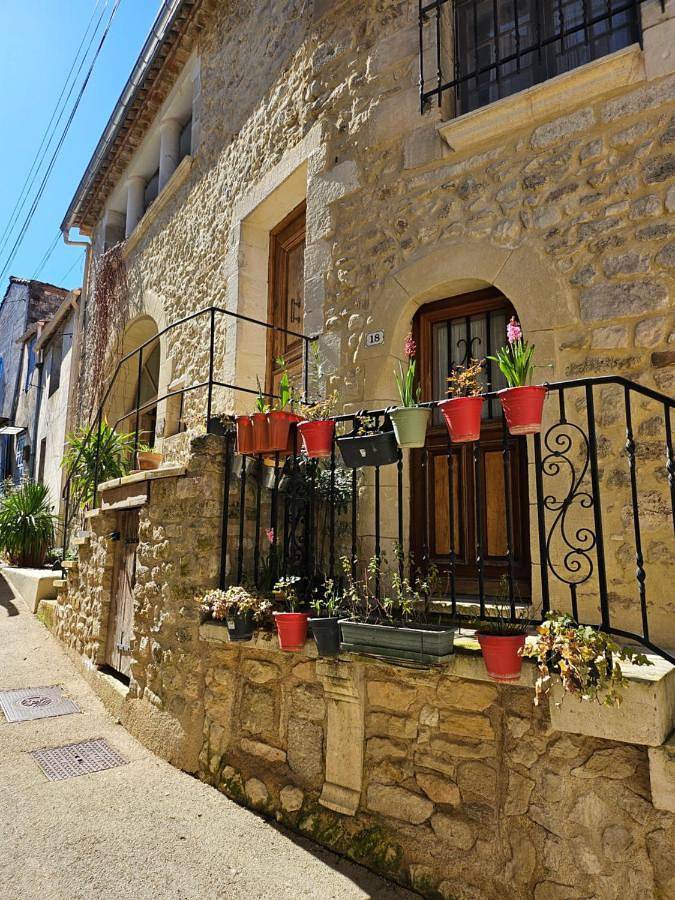 One-Bedroom House in Céreste, Regionaler Naturpark Luberon