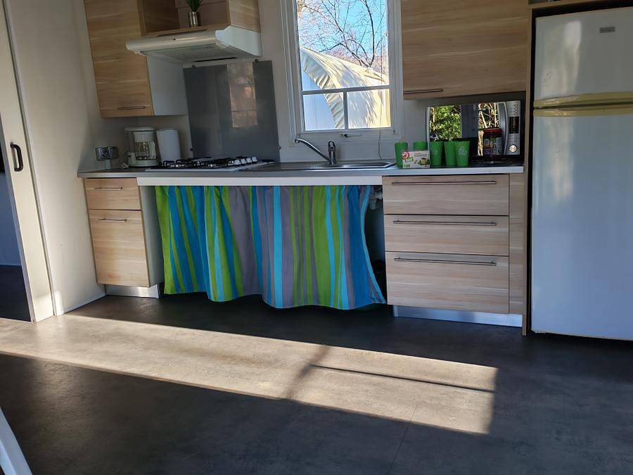 Camping la Marmotte - Mobilhome 4 personnes - Mobil home O Hara 854 Life pour personne à mobilité réduite in La Bourboule, Parc naturel régional des Volcans d'Auvergne