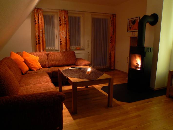 Ferienwohnung für 2 Personen, mit Balkon und Whirlpool sowie Terrasse und Garten in Diemelstadt - 3