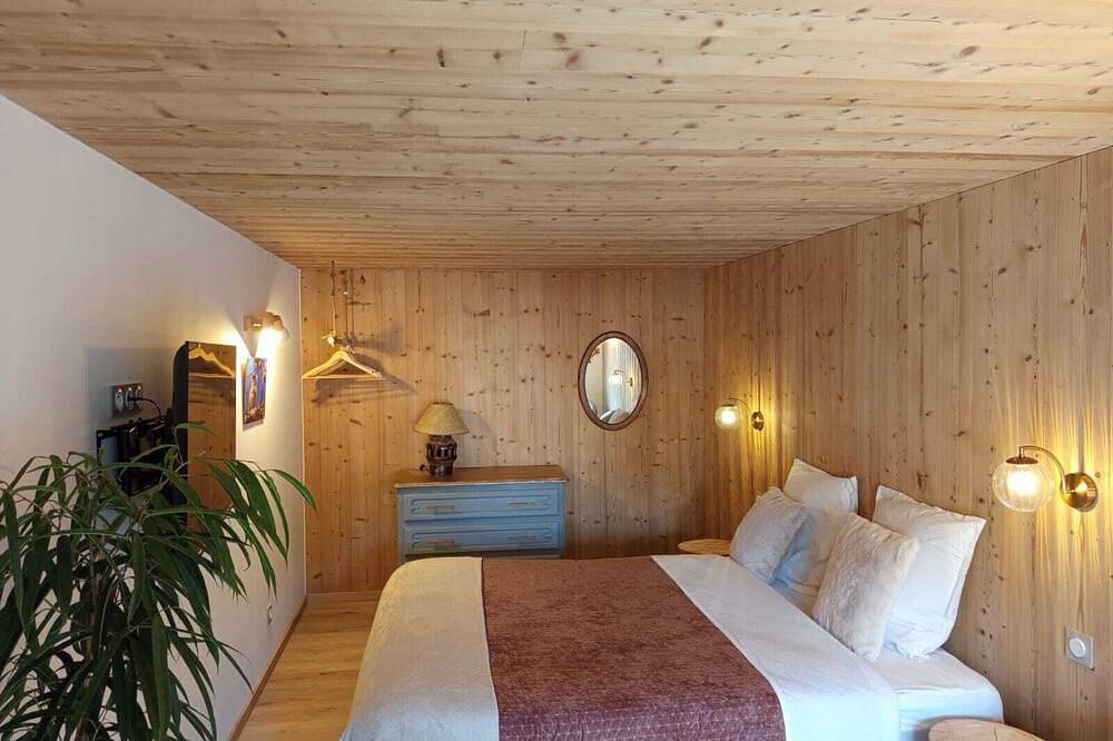 Entire apartment, Au Mont Chablis in Champagnole, Jura