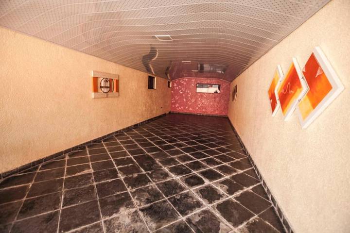 Hôtel pour 8 personnes, avec piscine ainsi que jacuzzi et sauna, animaux acceptés