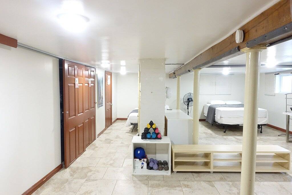 ⭐️Best Xl House To Visit Nyc-5Br+3Baths+Hot Tub+Parking 5 cars in Hillside, Union County