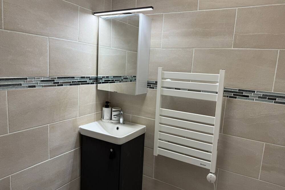 Ganze Wohnung, Near Cathedral - Wifi - Netflix - Parking in Évreux, Évreux und Umgebung