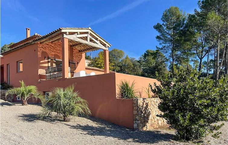 Feriehus for 12 personer, med badebasseng og hage, dyr tillatt i Lorgues