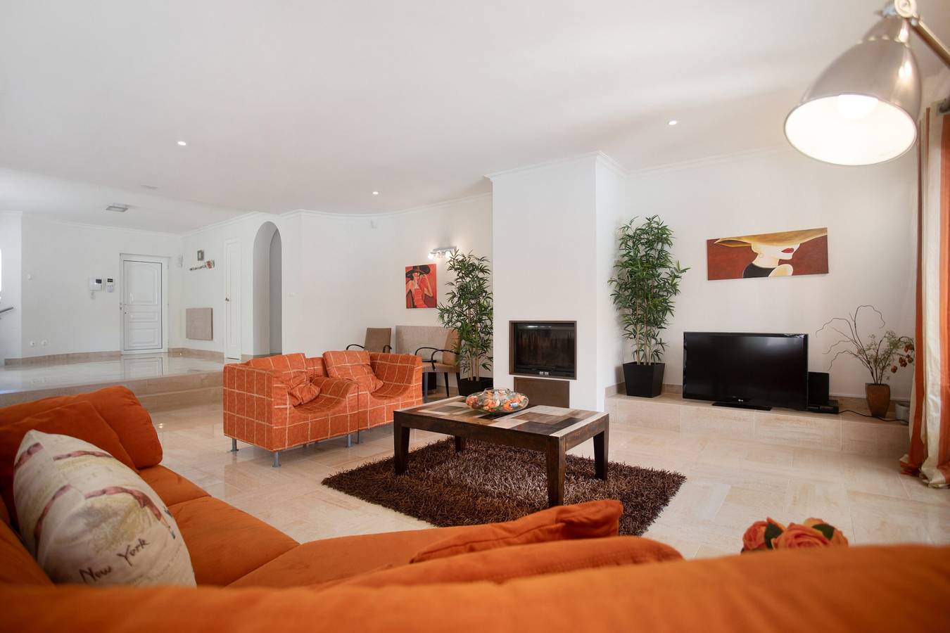 Villa 'Foz Fancy Fun' con vista sulle montagne, Wi-Fi e aria condizionata in Foz do Arelho, Leiria District