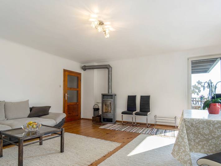 Ferienwohnung für 4 Personen, mit Terrasse und Seeblick sowie Garten am Attersee - 2