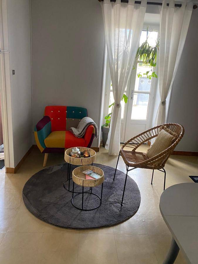 Appartement entier, Confortable et agréable T1 n•1 in Ussel, Région d'Ussel