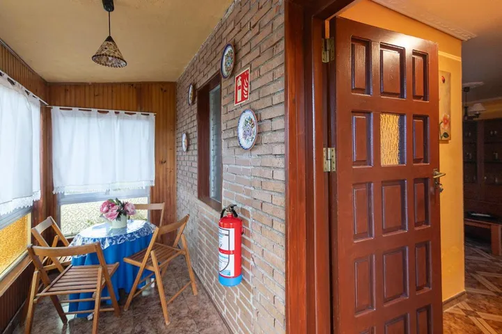 Ferienhaus für 6 Personen, mit Pool und Ausblick sowie Garten - 1