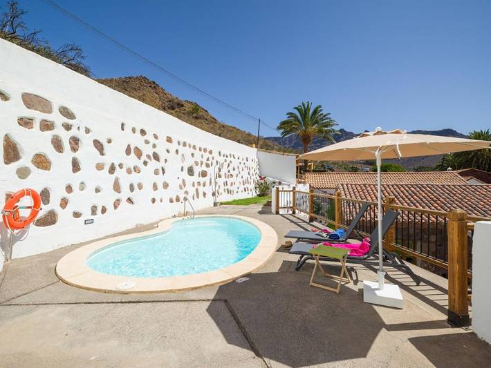 Casa rural para 5 personas, con piscina además de jardín y vistas en Santa Lucía de Tirajana - 3