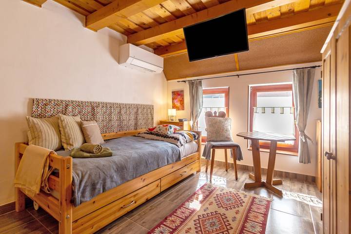 Ferienhaus für 6 Personen, mit Terrasse und Kinderpool in Westtransdanubien - 3