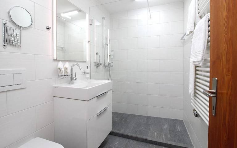 Ganze Wohnung, Allod Bad 111 in St. Moritz 3 Bad, St. Moritz