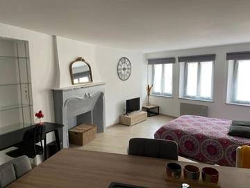 Gîte pour 2 personnes, avec vue dans Abbaye Saint Colomban et Son Cloitre