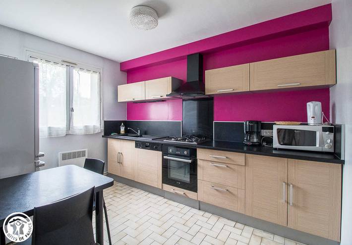 Gîte pour 7 personnes, avec jardin, animaux acceptés à Saint-Sauves-d'Auvergne - 3