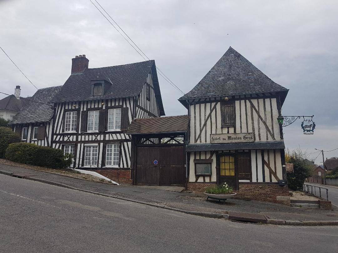 Deluxe Double Room in Aumale, Région de Dieppe