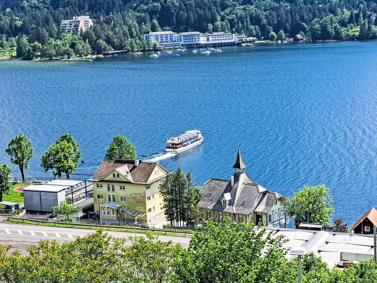 Ganze Wohnung, Berg- und Seeblick alpe maritima -Top 10 in Treffen am Ossiacher See, Gerlitzen